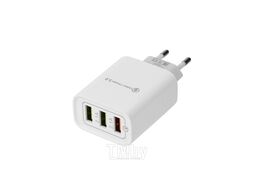 Сетевое зарядное устройство для iPhone/iPad 3 x USB, 5V, 3 А + 1 А + 1 А, белое REXANT 16-0277