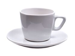 Чашка с блюдцем керамическая Белая 200 мл (арт. 202763809, код 112144)