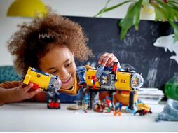 Конструктор Lego City Океан: исследовательская база 60265