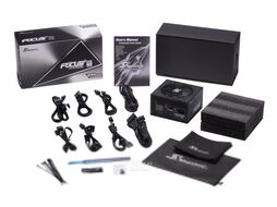 Блок питания для компьютера Seasonic Focus Plus 650 Platinum (SSR-650PX)