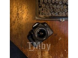 Зеркальный фотоаппарат Canon EOS 2000D Kit EF-S 18-55mm III / 2728C002AA