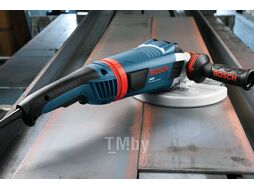 УШМ (болгарка) двуручная BOSCH GWS 22-230 LVI в кор. (2200 Вт, диск 230х22 мм, вибро, плавный пуск, без регул. об.) (0601891D00)