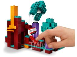 Конструктор Lego Minecraft Искаженный лес / 21168