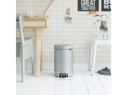 Мусорное ведро Brabantia Pedal Bin NewIcon / 113680 (12л, серый металлик)