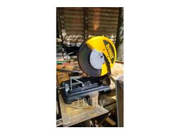 Пила монтажная под твердосплавные диски DEWALT 2200 Вт DW872-QS