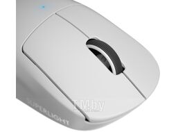 Мышь Logitech Pro X Superlight / 910-005942 (белый)