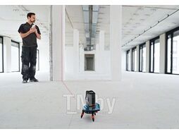 Нивелир лазерный BOSCH GCL 2-50 C со штативом и держателем в кор. (проекция: крест, до 50 м, +/- 0.30 мм/м, резьба 1/4")