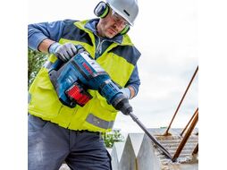 Аккум. перфоратор BOSCH GBH 18V-45 C в чем. (18.0 В, БЕЗ АККУМУЛЯТОРА, 12.5 Дж, вес 8.0 кг,)