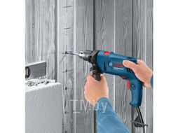 Дрель ударная BOSCH GSB 550 в кор. (550 Вт, 1 скор.)