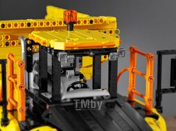 Конструктор Lego Technic Самосвал Volvo 6х6 / 42114