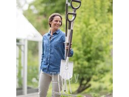 Лопата штыковая FISKARS Light (131513)