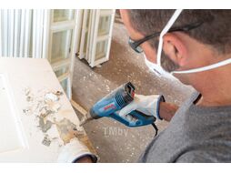 Термовоздуходувка BOSCH GHG 20-63 в чем. (2000 Вт, 10 скор., 50-630 С, плавн. рег.)