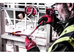 Набор отверток изолированных тонких MILWAUKEE VDE (SL0.5, SL0.8, SL1.0, PZ1, PZ2) 4932471452