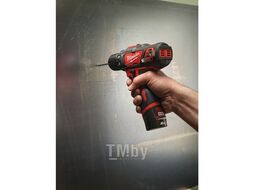 Аккумуляторная дрель-шуруповерт MILWAUKEE M12BDD-402С (Li-Ion4Ач) 4933441925