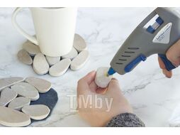 Пистолет клеевой DREMEL 930 в кор. + 18 клеевых стержней (20 Вт, 7 мм, 5 г/мин)