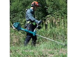 Мотокоса MAKITA EM 4351 UH c ножом (1.50 кВт, 2.0 л.с., 43.0 см3, нож 255х25.4 мм, 4 зуб., ремень ранец, вес 8.6 кг)