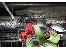 Аккумуляторная компактная ленточная пила M18FBS85-202C MILWAUKEE 4933471497