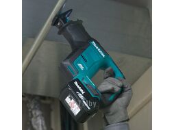 Аккум. сабельная пила MAKITA DJR 188 Z в кор. (18.0 В, БЕЗ АККУМУЛЯТОРА, дерево до 255 мм, металл до 20 мм)