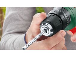 Аккум. дрель-шуруповерт BOSCH EasyDrill 18V-40 (18.0 В, 1 акк., 2.0 А/ч Li-Ion, 2 скор., 40 Нм, шурупы до 8 мм)