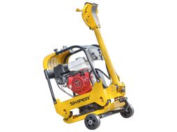 Виброплита SKIPER C160H-W (Honda GX270, 9.0л.с., плита 65х42см., 30.5кН, 15м/мин, реверс, колеса)