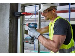 Аккум. ударный гайковерт BOSCH GDX 18V-200 C L-BOXX (18.0 В, 2 акк., 5.0 А/ч Li-Ion, посадочн. квадрат 1/2, внутр. шестигр. 1/4 ", 200 Нм, вес 1.7 кг)