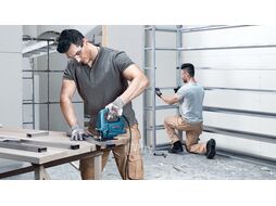 Лобзик электрический BOSCH GST 700 в кор. (500 Вт, пропил до 70 мм)