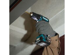 Аккум. дрель-шуруповерт MAKITA DF 332 DWAE в чем. (10.8 В, 2 акк., 2.0 А/ч Li-Ion, 2 скор., 35 Нм, шурупы до 8 мм)
