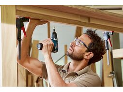 Аккум. дрель-шуруповерт BOSCH GSR 12V-35 L-BOXX (12.0 В, 2 акк., 3.0 А ч Li-Ion, 2 скор., 35 Нм, шурупы до 8 мм)
