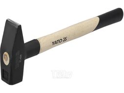 Молоток слесарный с деревянной ручкой Yato 1000гр YT-4508