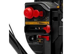 Бензиновая снегоуборочная машина SBM 610S PRO, 212cc, эл.старт, фара, обогрев Denzel 97654