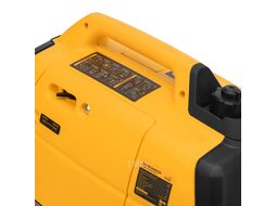 Генератор инверторный GT-2200iS, 2,2 кВт, 230 В, бак 4 л, закрытый корпус, ручной старт Denzel 94702