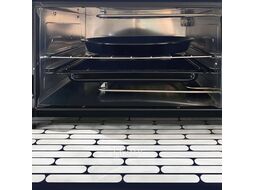 Мини-печь 34л, 1500W, таймер, механическое управление Ginzzu HOT-132 черная