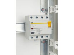 Выключатель дифф. тока IEK ВД1-63 MDV10-4-025-030 25A 30мА AC 4П 400В 4мод белый