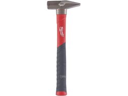 Молоток инженерный с рукояткой из стекловолокна 500 грамм MILWAUKEE 4932478663