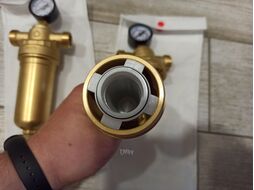 Фильтр самоочищающийся промывной латунный 1/2", 100 микрон AV Engineering AVE115701