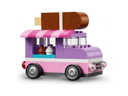 Конструктор LEGO Classic Креативные автомобили (11036) (пластик, рекомендуемый возраст 5 лет, 900 деталей)