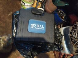 Аккум. ударный гайковерт BULL SC 1804 в чем. (18.0 В, 1 акк., 4.0 А*ч, посадочн. квадрат 1/2 ", 400 Нм, вес 2.0 кг, кейс)