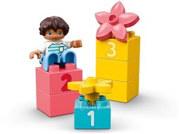 Конструктор LEGO Duplo Коробка с кубиками (10913) (DUPLO, рекомендуемый возраст 1.5 лет, 65 деталей)