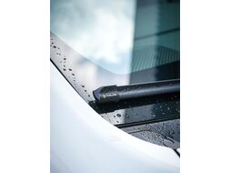 Щетка стеклоочистителя бескаркас SILICONE 400мм (16 ) 5 адаптеров AIRLINE AWBBS004
