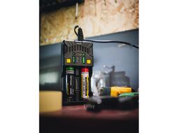 Зарядное устройство Armytek Uni C2 Plug Type C