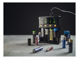 Зарядное устройство ARMYTEK Uni C4 Plug Type C A04501C