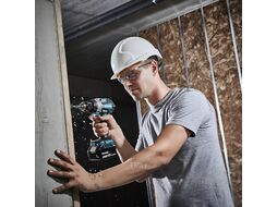 Аккум. ударная дрель-шуруповерт MAKITA LXT DHP489Z в кор. (18.0 В, Li-Ion, 73 Нм, шурупы до 36 мм, сверление в металле до 13 мм)