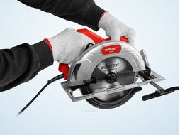 Циркулярная пила WORTEX CS 1865 в кор. (1400 Вт, 185х20 мм 24Т, пропил до 65 мм, алюминиевая подошва)