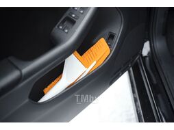 Щетка автомобильная со скребком FISKARS SnowXpert