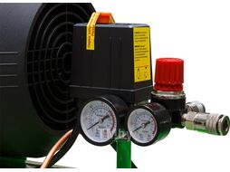 Компрессор ECO AE-705-3 (440 л/мин, 8 атм, коаксиальный, масляный, ресив. 70 л, 220 В, 2.20 кВт)
