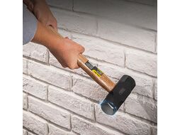 Кувалда Deli YS DL5204 1.8 кг, деревянная рукоятка