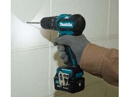 Аккум. ударная дрель-шуруповерт MAKITA HP 332 DWAE в чем.