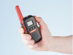 Портативная радиостанция WT 0805 в кор. (комплект 2 шт.) SET, PMR (446 МГц), 0,5 Вт, 2x1,5 Ач WORTEX 1323986