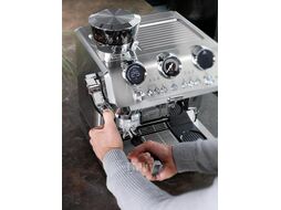 Кофеварка DE LONGHI EC9885.M