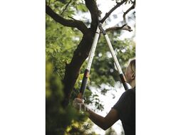 Сучкорез контактный телескопический L86 FISKARS SmatrFit (112500)